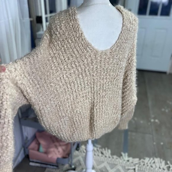 POL Eyelash Oversized Sweater in Oatmeal - Size M - Picture 5 of 9